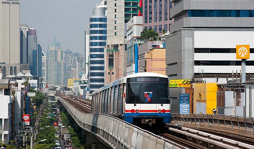 O nouă explozie la Bangkok, în apropierea unei staţii de metrou, la o zi de la atentatul cu bombă