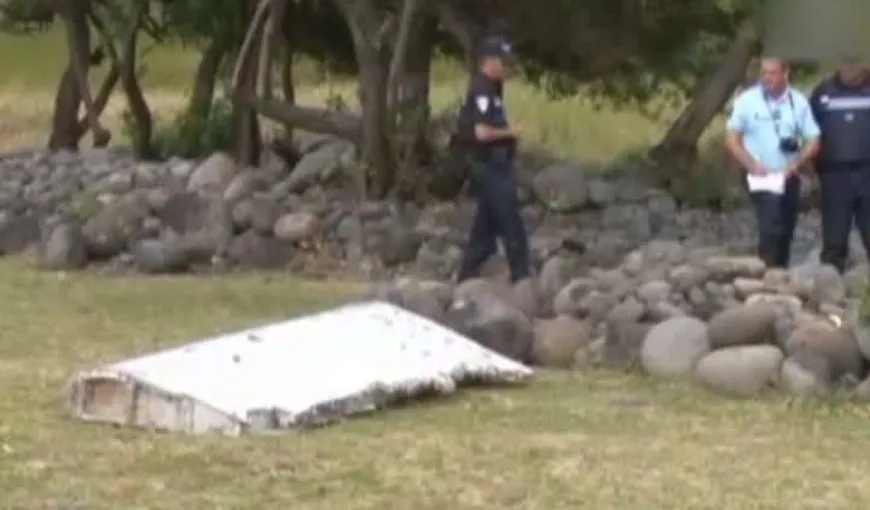 Noi resturi din avionul Malaysia Airline, MH370, au fost găsite pe insula Reunion VIDEO