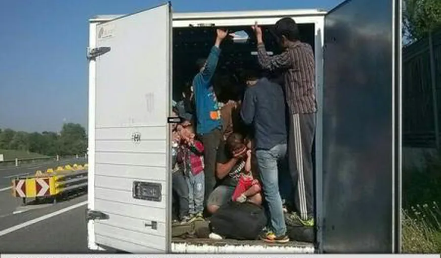 Trei copii în stare critică, într-un camion cu refugiaţi condus de un şofer român