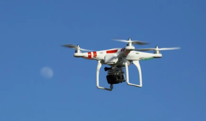 Pilotul planorului dispărut, căutat cu o dronă performantă