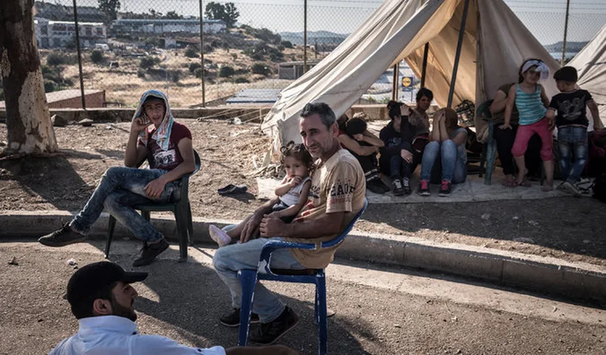 Alexis Tsipras cere ajutorul UE: Grecia nu mai poate face faţă imigranţilor