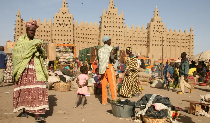 Mali: Cel puţin 13 morţi în luarea de ostatici de la Sevare. UPDATE