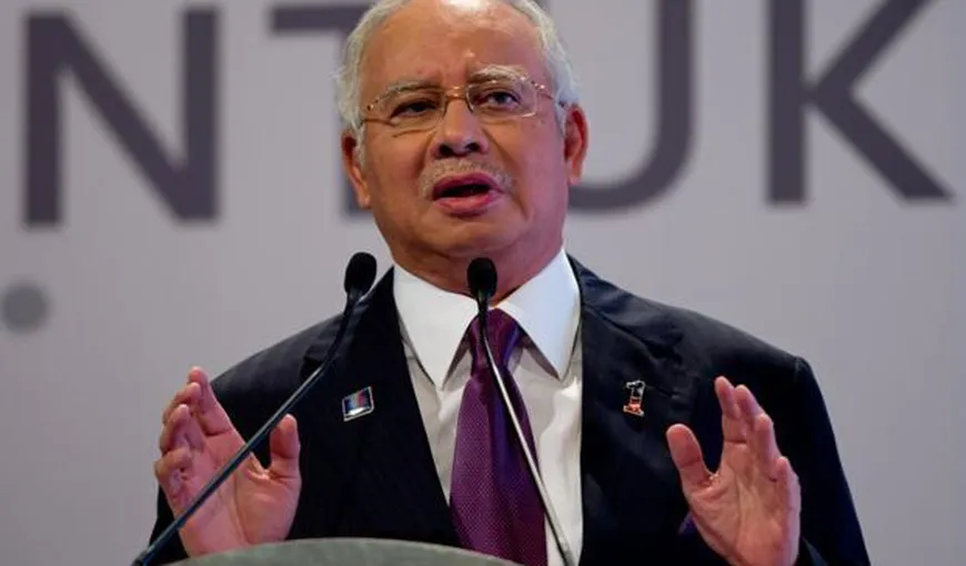 Mii de manifestanţi cer DEMISIA premierului din Malaezia, acuzat de CORUPŢIE