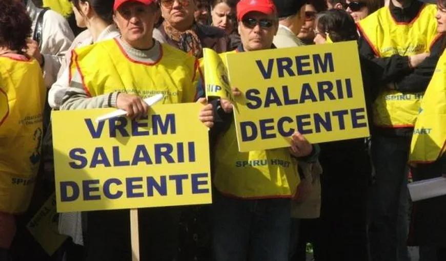 SALARII MAJORATE în educaţie. Victor Ponta discută la Guvern cu sindicatele