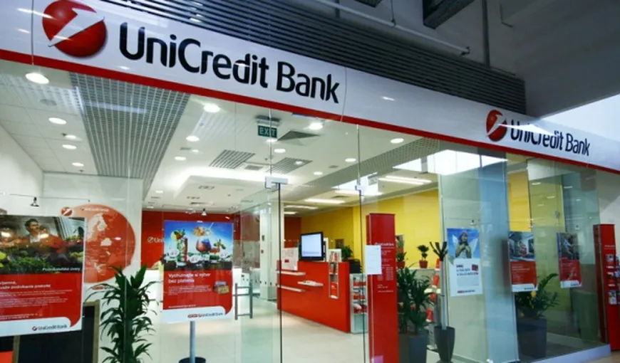 UniCredit Bank face angajări. Te califici pentru un post dacă eşti cel puţin student