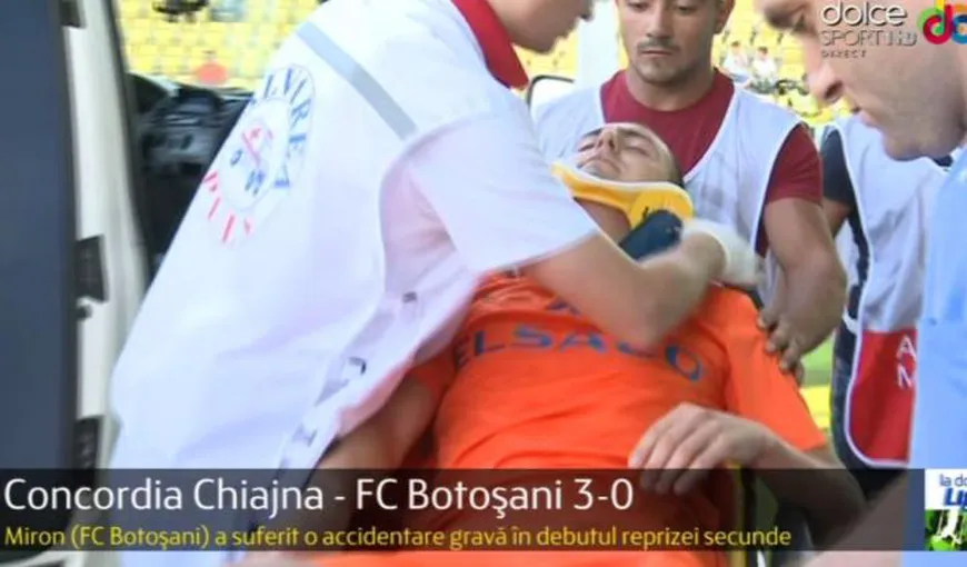 Accidentare HORROR în Cupa Ligii. Fotbalistul a fost luat cu AMBULANŢA de pe teren: „Scuipa sânge!”