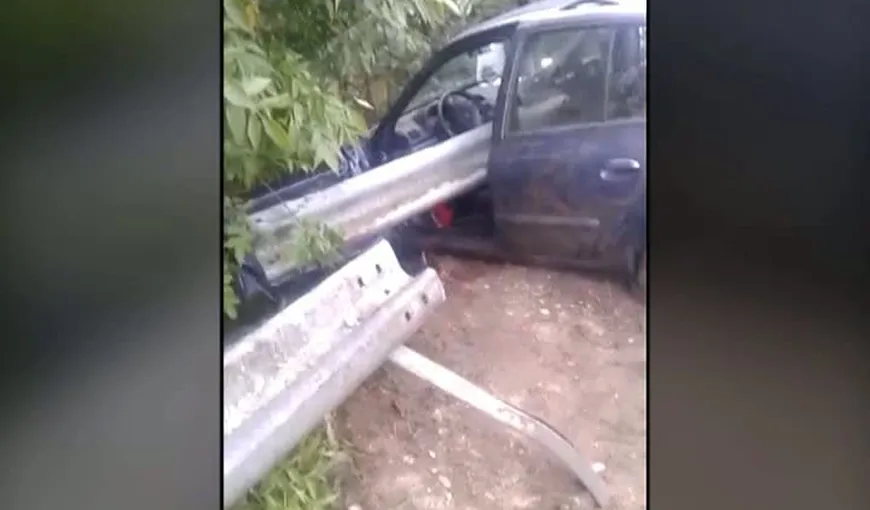 ACCIDENT GRAV în Olt. Un tânăr, MUTILAT PE VIAŢĂ după ce a intrat cu maşina într-un parapet VIDEO