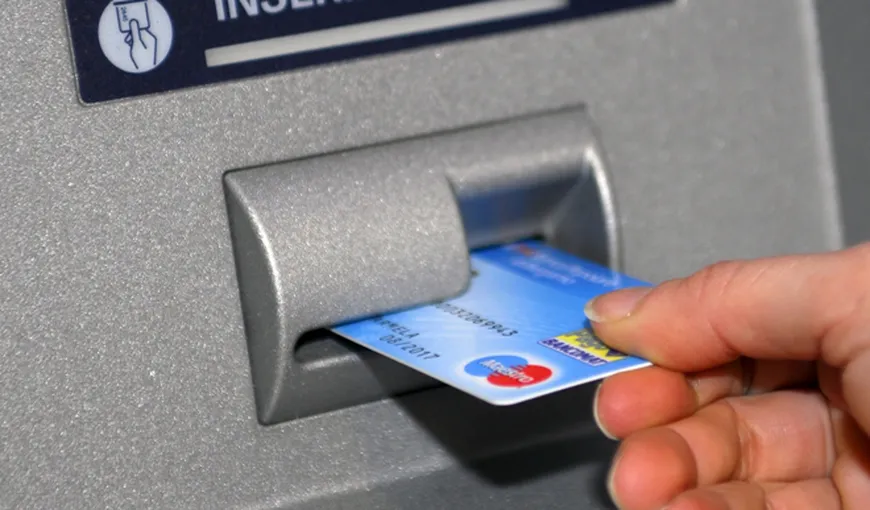 Hackerii au creat un virus care să blocheze cardurile în bancomate