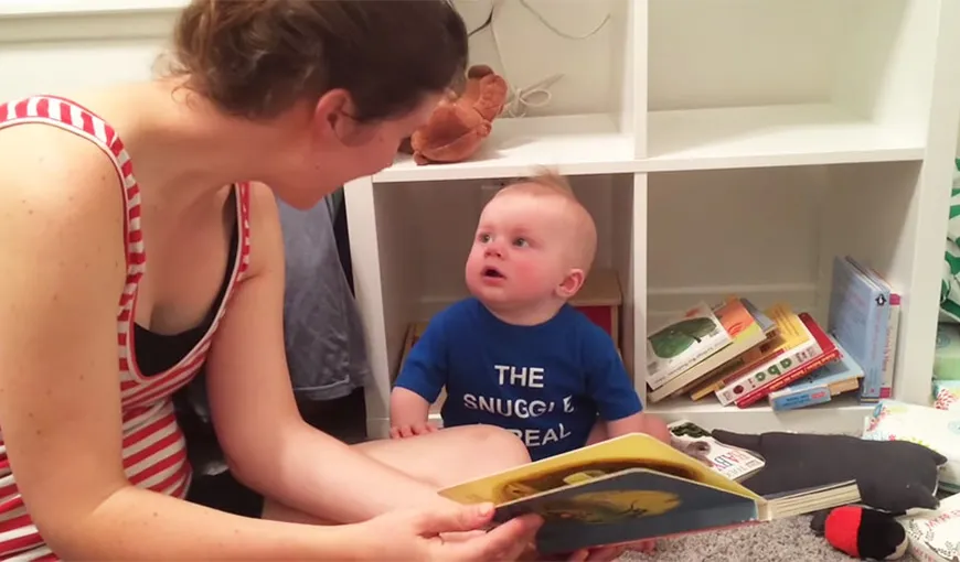 Cum reacţionează un bebeluş când mama sa termină de citit o poveste VIDEO