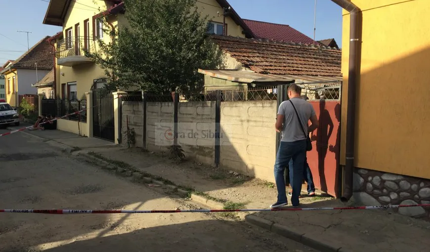CRIMĂ MACABRĂ în Sibiu. Un bărbat UCIS de două săptămâni, găsit MĂCELĂRIT în casă VIDEO