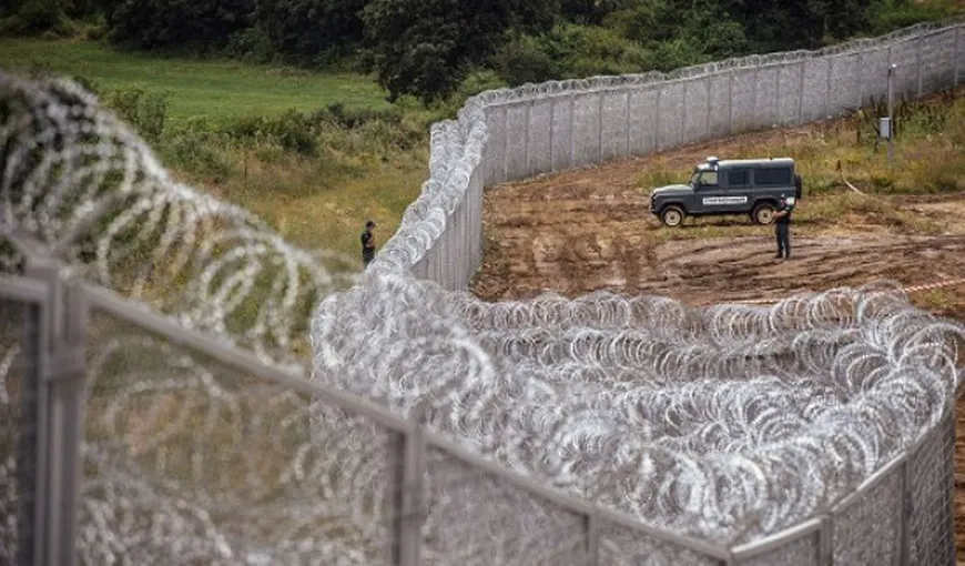 Ungaria a terminat gardul de sârmă ghimpată de la frontiera cu Croaţia