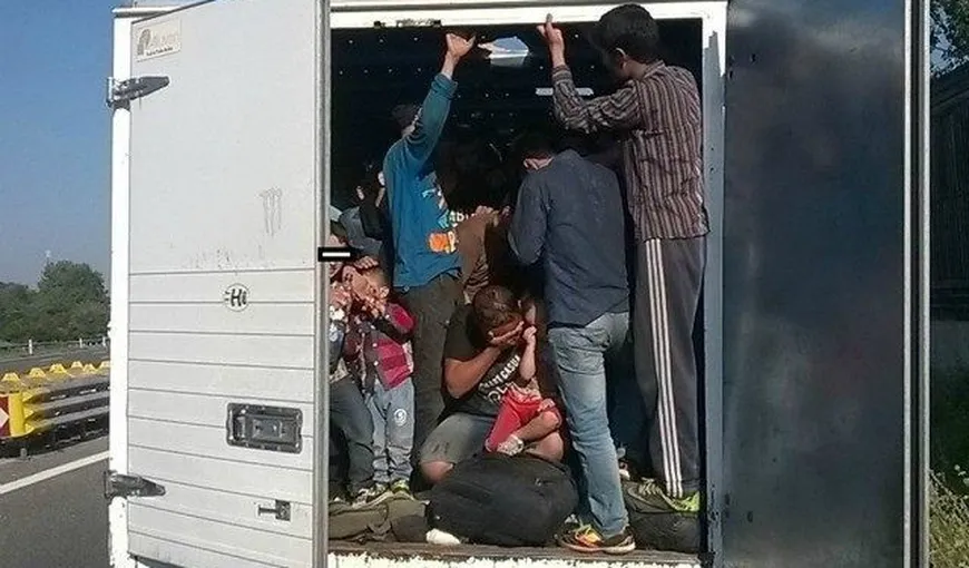 Un român care transporta imigranţi într-o camionetă, ARESTAT în Austria