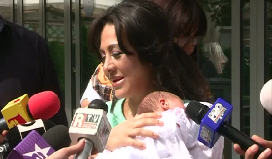 Oana Mizil a ieşit din spital cu fetiţa. Declaraţii emoţionante: Ce se întâmplă cu mine este un miracol