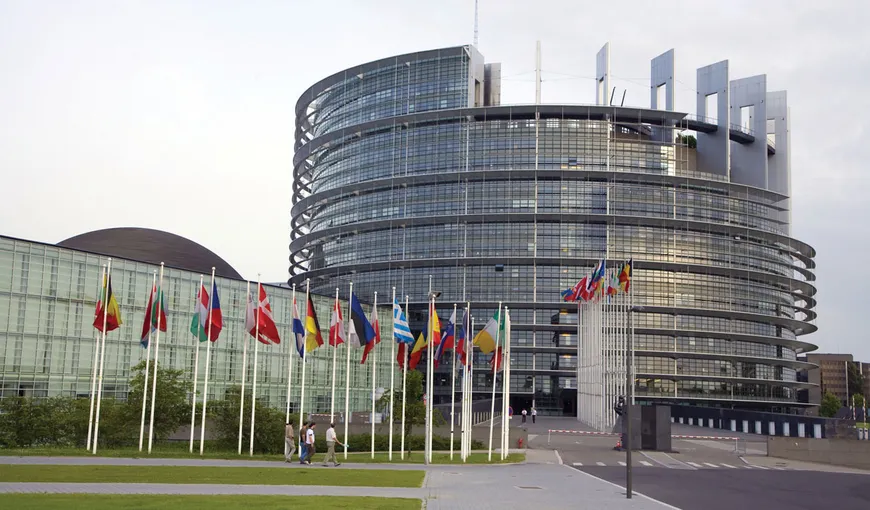 Eurodeputaţii PNL nu vor fi sancţionaţi pentru votul asupra rezoluţiei PE privind migraţia