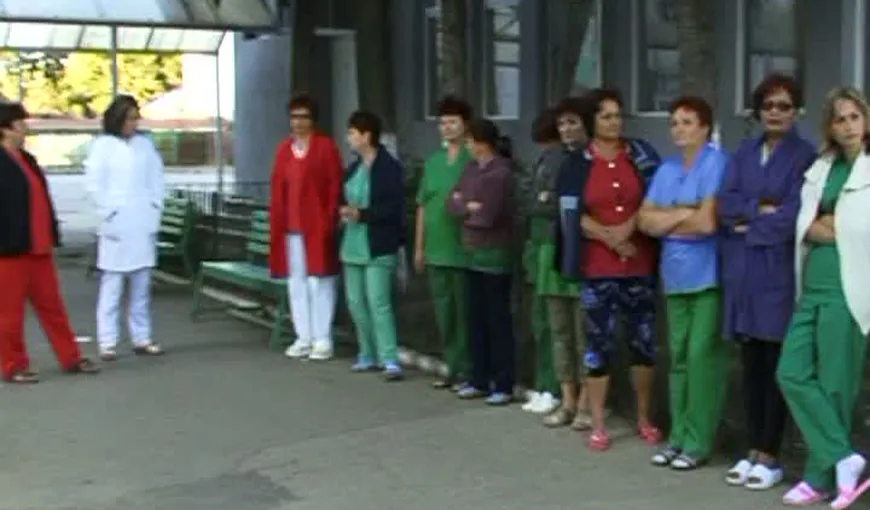 HAOS la centrul de neuropsihiatrie din Târgu-Jiu. Asistentele, în GREVĂ după ce au fost bătute de pacienţi