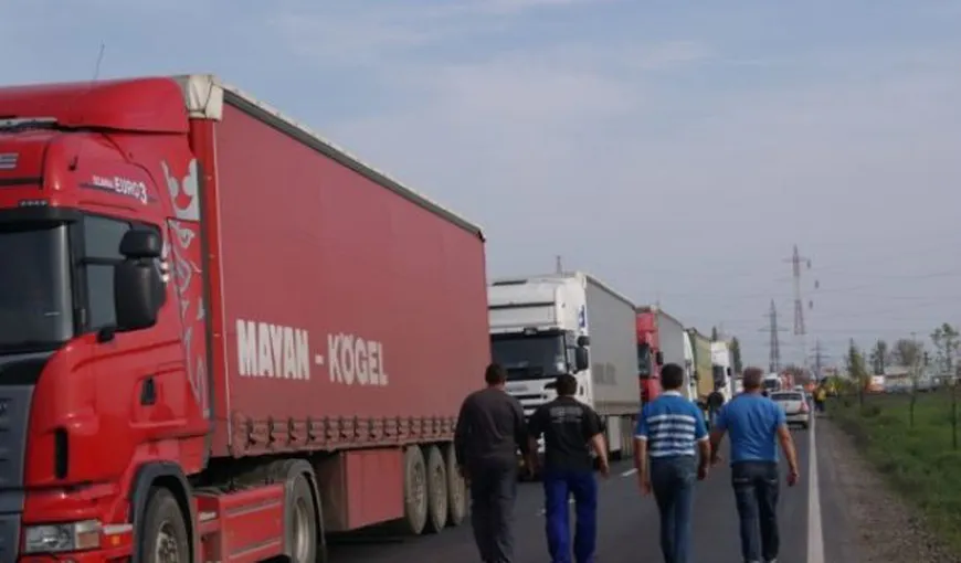 Transportatori europeni îngrijoraţi din cauza controalelor de la frontieră