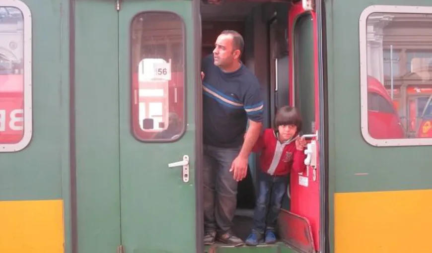 CRIZA IMIGRANŢILOR. Un tren cu imigranţi a fost blocat la graniţa Sloveniei cu Croaţia