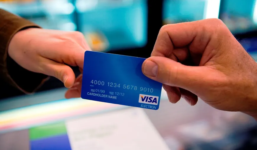 Plăţile cu cardul VISA, refuzate temporar în Europa. Problema a fost rezolvată