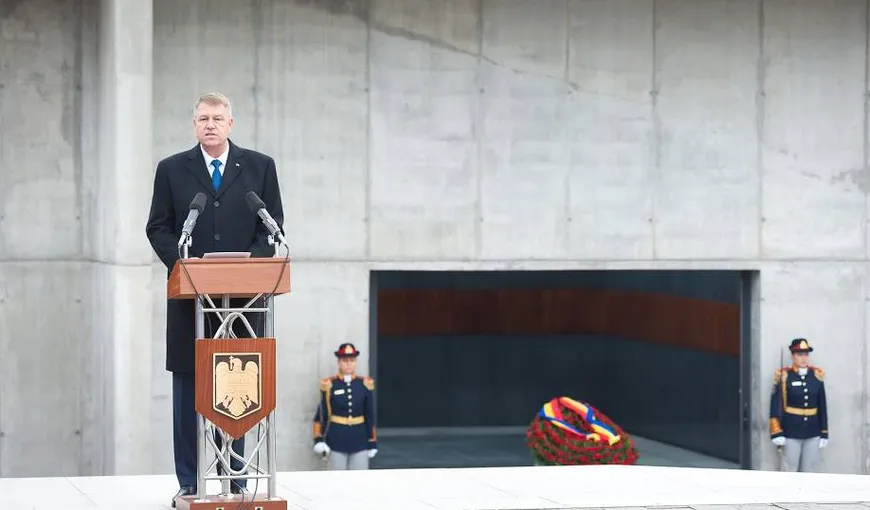 Klaus Iohannis, la Memorialul Victimelor Holocaustului. Discursul, PERTURBAT de un elicopter