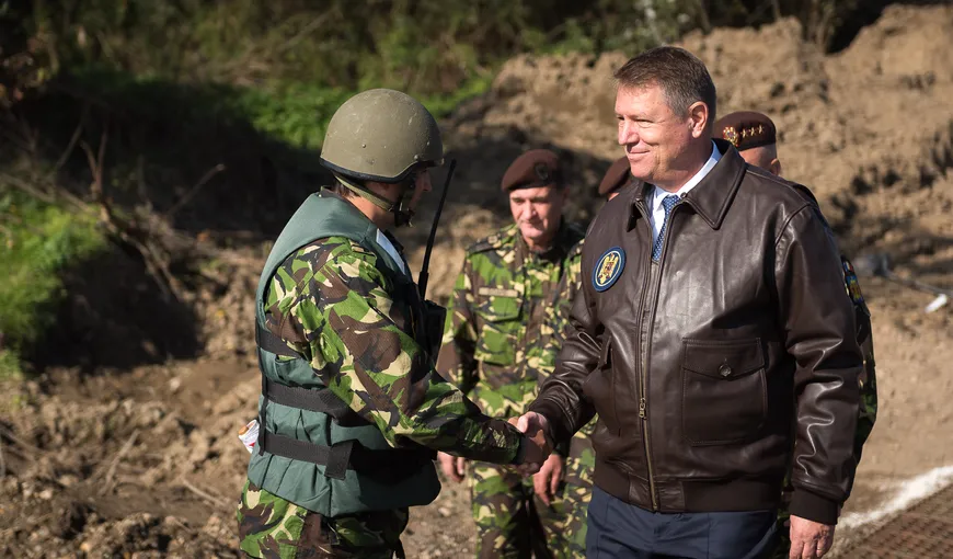 Iohannis a participat la exerciţiul româno-american „Dragoon Crossing Romania 2015”