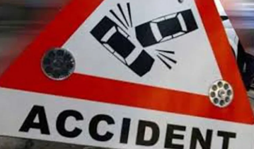 ACCIDENT în Suceava: Un microbuz a intrat într-o betonieră. Un mort şi cinci răniţi VIDEO
