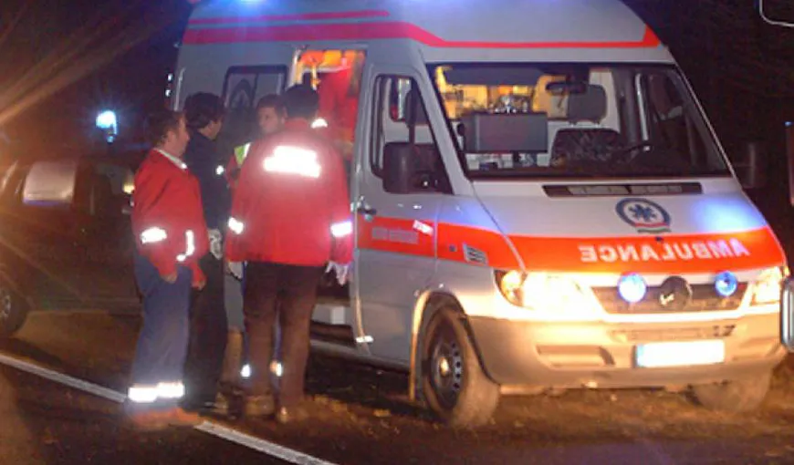 Un tânăr din Sibiu a murit căţărându-se pe şcoală pentru o minge