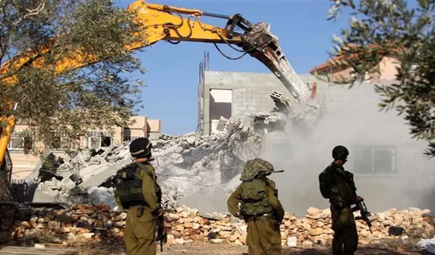 Israelul demolează casele palestinienilor acuzaţi că au comis atacuri la Ierusalim