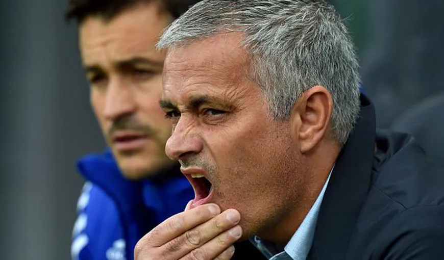 Jose Mourinho, suspendat şi amendat cu 67.500 euro. Antrenorul i-a criticat pe arbitri