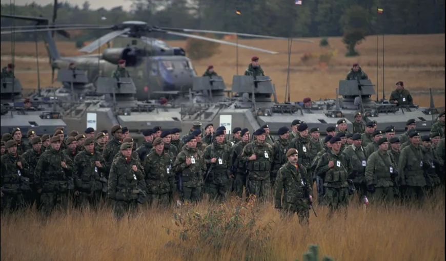 NATO vrea să îşi suplimenteze trupele la graniţa cu Rusia