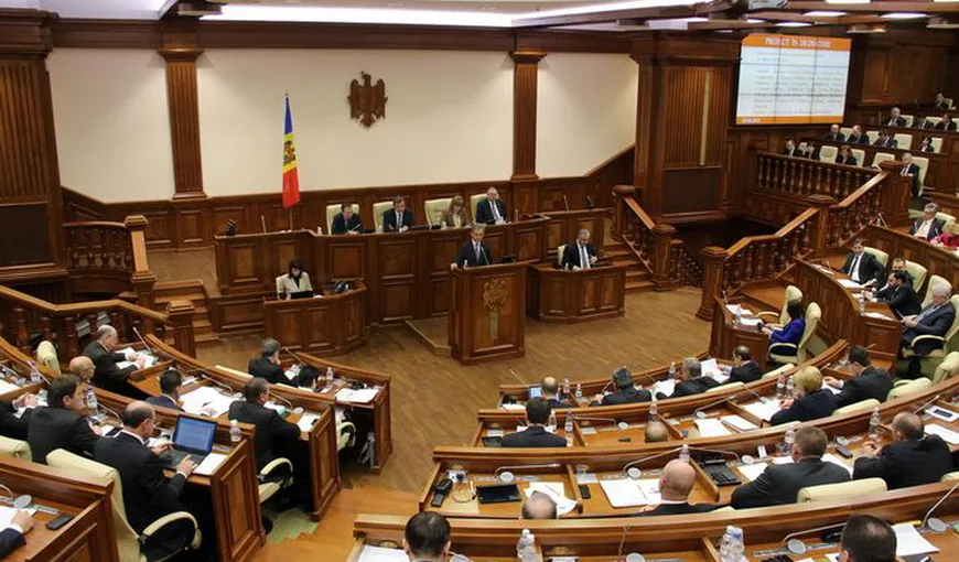 Parlamentul de la Chişinău a ratificat Acordul privind creditul oferit de România