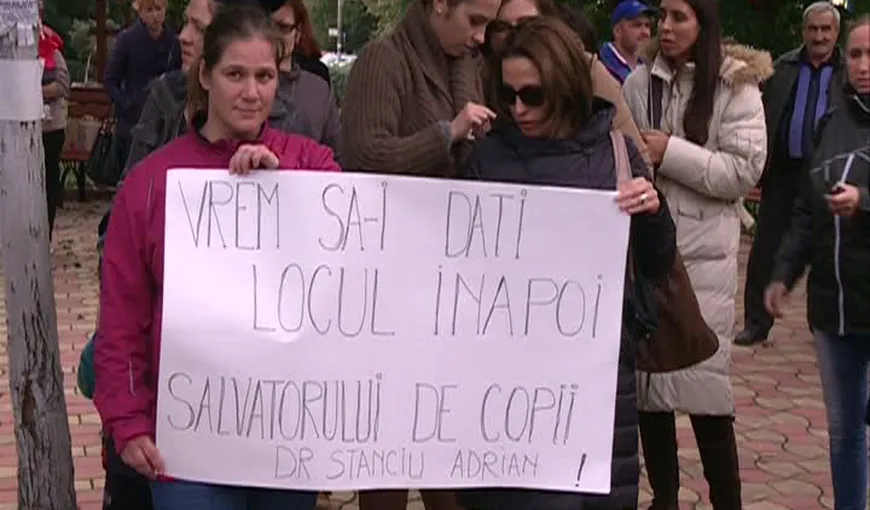 PROTEST la Spitalul „Marie Curie” din Capitală pentru susţinerea unui medic