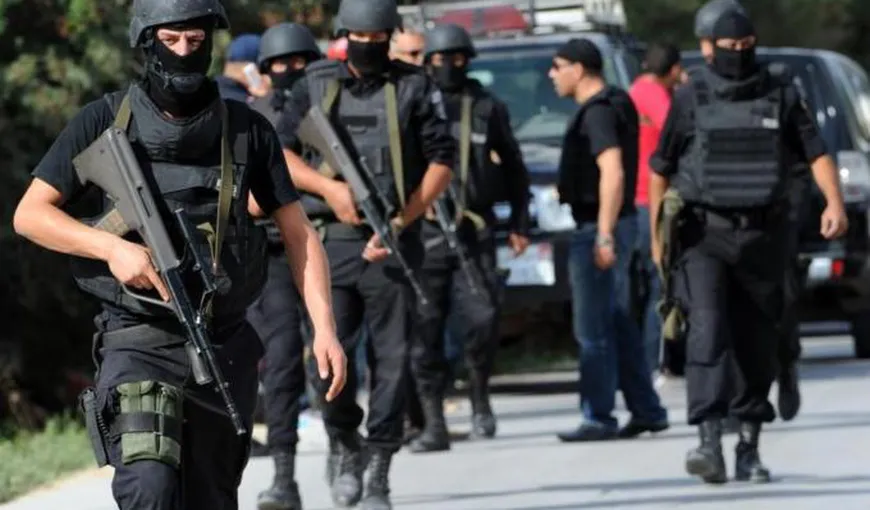 Trei celule de recrutare a jihadiştilor, dezmembrate de poliţia tunisiană. 11 persoane arestate