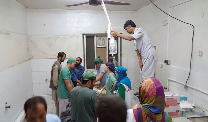 Medici fără Frontiere: Spitalul bombardat din Afganistan NU mai este FUNCŢIONAL