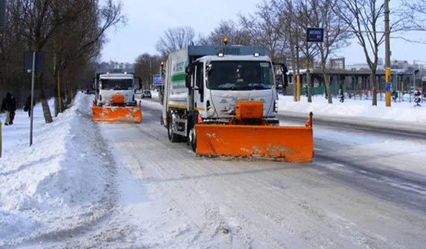 Firmele responsabile cu deszăpezirea în Capitală, pregătite de ninsoare: 450 de utilaje şi 1.400 de muncitori în stradă