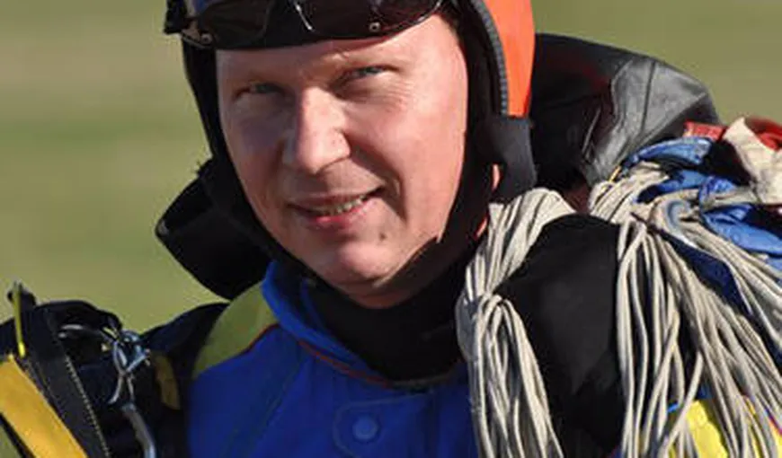 Veşti bune despre paraşutistul Adrian Constandache, rănit grav în accidentul de la Clinceni. Ce spun medicii