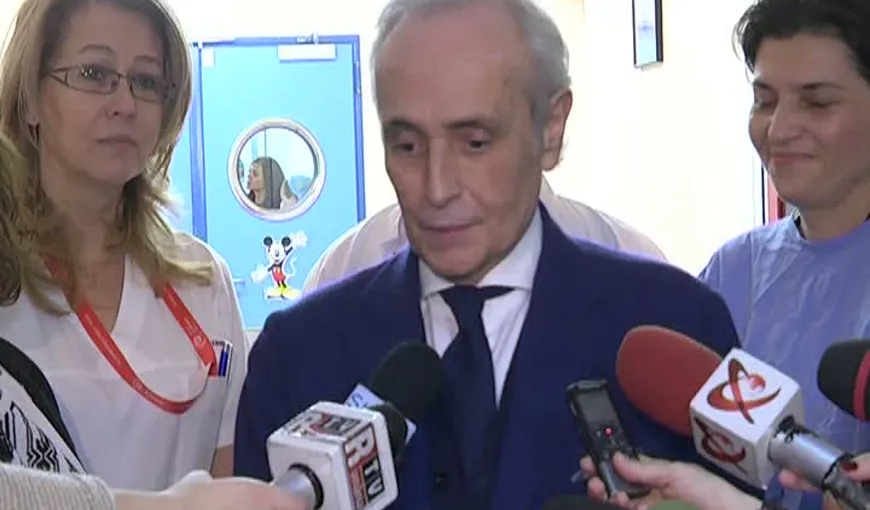 Jose Carreras a fost în vizită la Spitalul Fundeni. Tenorul susţine lupta împotriva leucemiei VIDEO