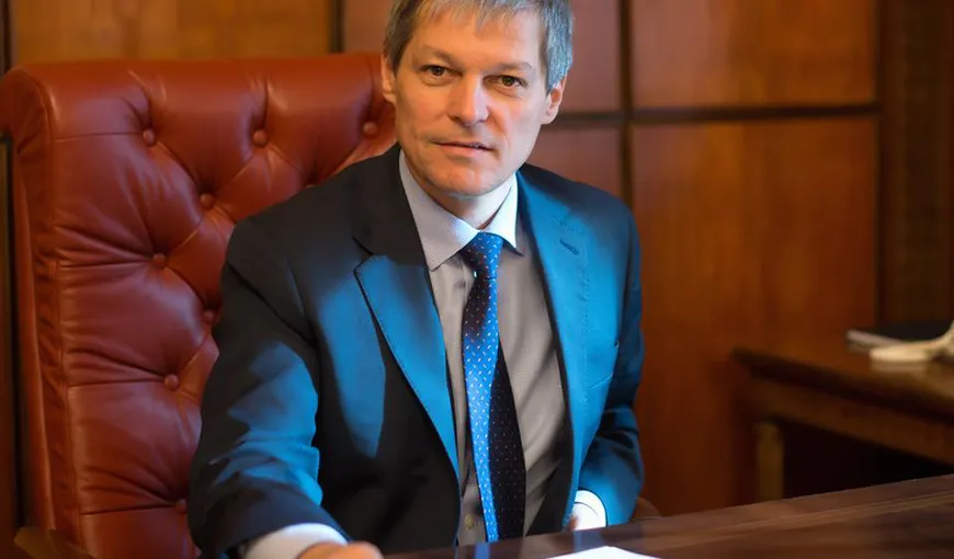 Dacian Cioloş, discuţii în miez de noapte pe Facebook: „A fost şi vina doamnei Guseth”