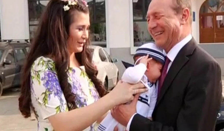 Traian Băsescu: Am 3 nepoţei. Nu mi-aş dori ca ei să trăiască într-o Europă islamizată