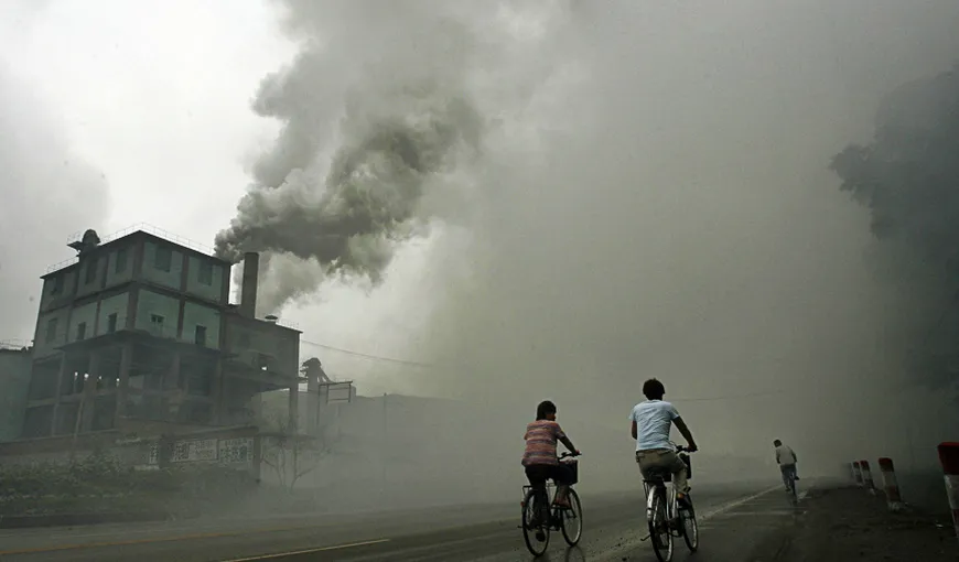 Şcolile din Beijing suspendă activităţile în aer liber pentru trei zile din cauza poluării