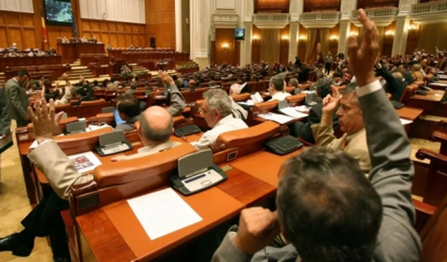 Zeci de parlamentari cer introducerea „Minutului de ştiinţă” în jurnalele de ştiri
