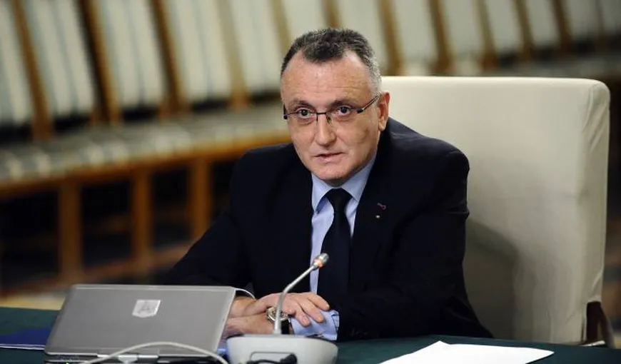 Sorin Cîmpeanu, declaraţii privind preluare funcţiei de ministru: Aştept să fiu şi întrebat şi voi analiza