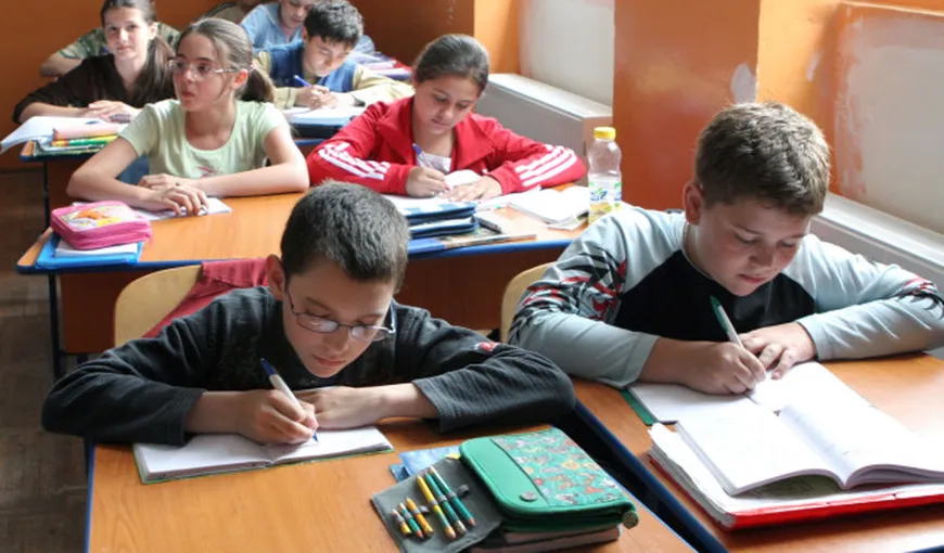 Scandal: Elevi transferaţi ILEGAL la o şcoală de prestigiu din Timişoara