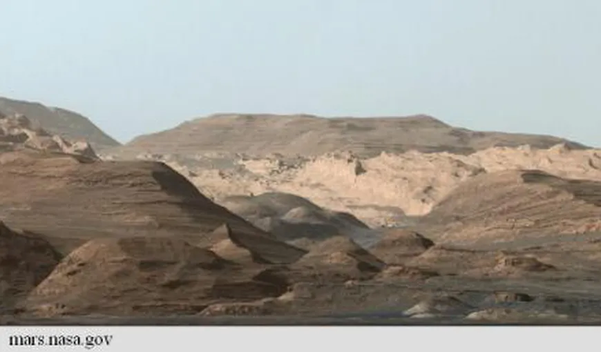 Dioxidul de carbon şi nu apa ar fi determinat apariţia unor forme de relief de pe Marte
