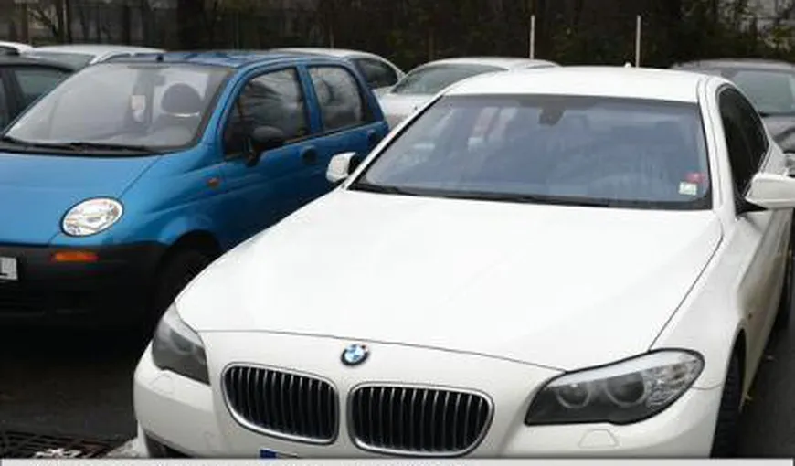 Maşinile de culoare albă, gri şi albastră, în preferinţele românilor, în primele 11 luni din 2015