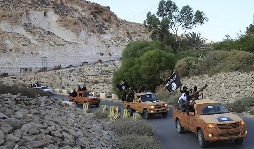 Statul Islamic avansează tot mai mult către interiorul Libiei, în zone cu petrol