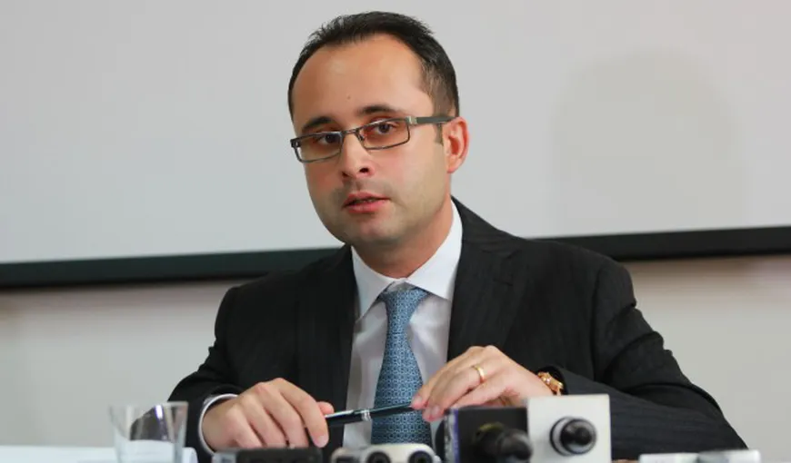 Cristian Buşoi, acuzat că a plagiat în lucrarea de doctorat. Reacţia eurodeputatului UPDATE
