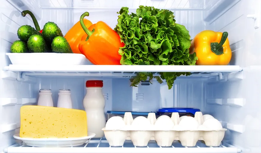 Cum se păstrează CORECT mâncarea în frigider