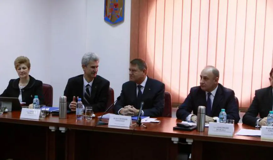 Klaus Iohannis, la CSM. Un senator îi cere să DECLINE invitaţia: „Are procese pe rol. Miza este mare”