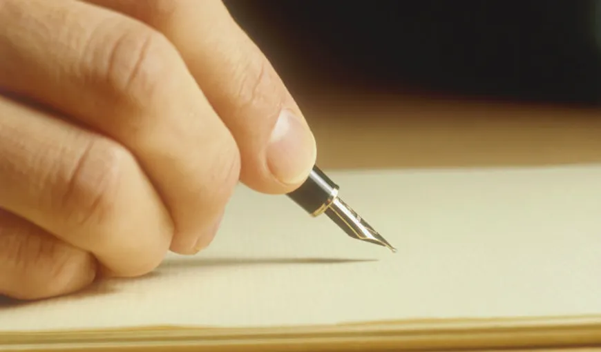 Felul în care scrii de mână arată de ce boli suferi