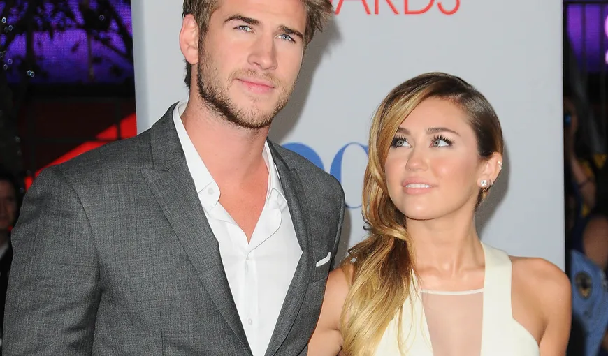 Miley Cyrus şi actorul Liam Hemsworth s-au logodit